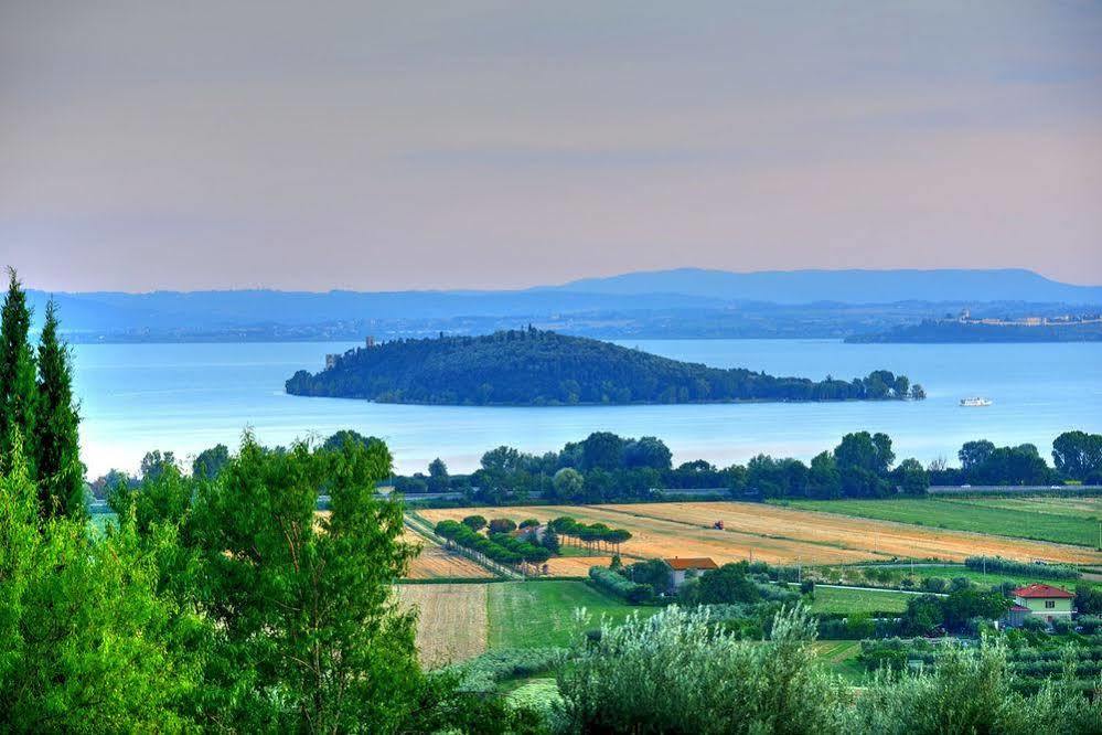 ホテルRelais Borgo Torale パッシニャーノ・スル・トラジメーノ エクステリア 写真